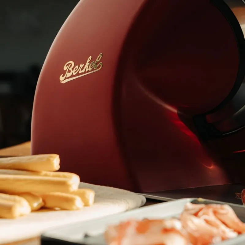 Berkel Affettatrici Elettriche Berkel*Affettatrice Home Line 200 Plus colore Matt Rosso