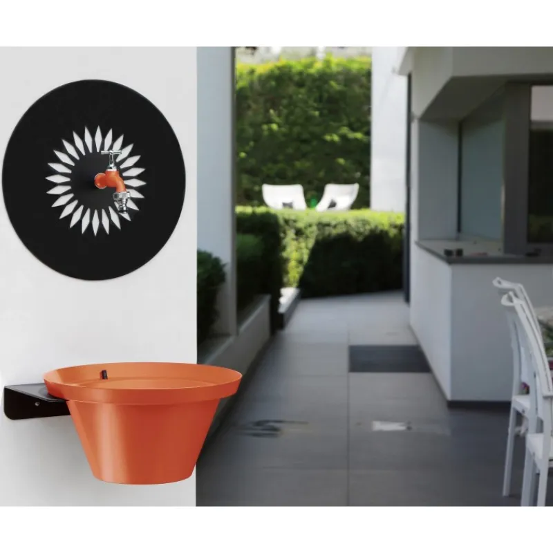 Acquapoint Fontane A Parete*Fontana da Giardino Aquapoint a Parete Wall Fountain Daisy Terracotta